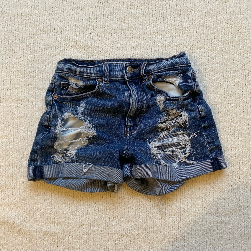 American Eagle ripped mom shorts